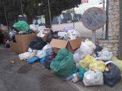 Basura en el barrio de La Vileta