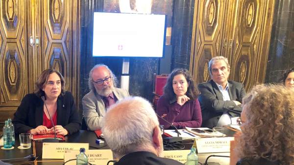 Junta de Seguridad de Barcelona: la alcaldesa Ada Colau y el secretario de Interior de la Generalitat, Brauli Duart. Junta de Seguridad de Barcelona: la alcaldesa Ada Colau y el secretario de Interior de la Generalitat, Brauli Duart.