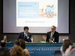 Fernando Rey (derecha) durante el acto