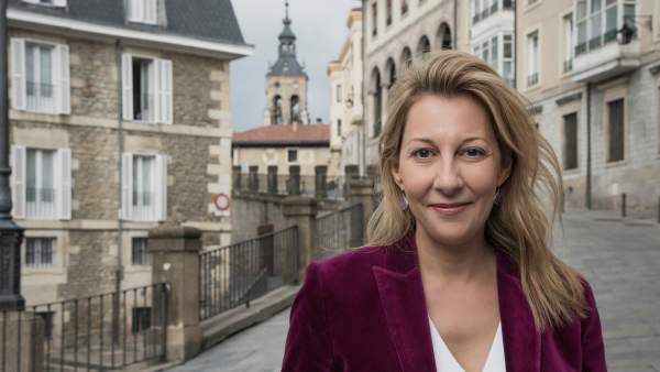 Eva García Sáenz de Urturi Eva García Sáenz de Urturi