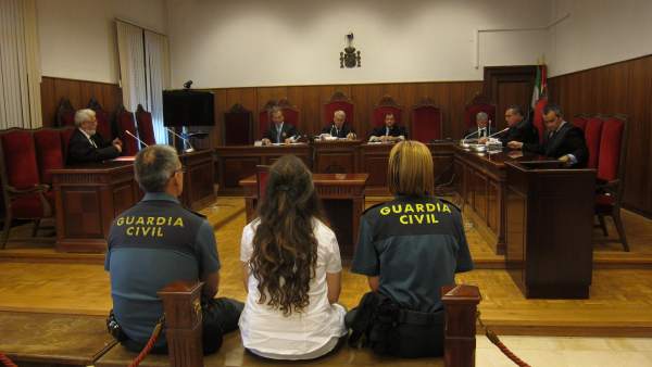 Un momento del juicio a la secretaria-interventora del Ayuntamiento de Obejo Un momento del juicio a la secretaria-interventora del Ayuntamiento de Obejo