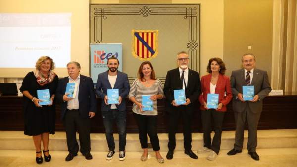Presentación del CES en el Parlament Presentación del CES en el Parlament
