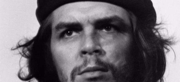 Guerrillero Heroico, La Habana, 5 de marzo de 1960 (impresión reencuadrada por Korda a partir del fotograma No. 40) © Korda Estate