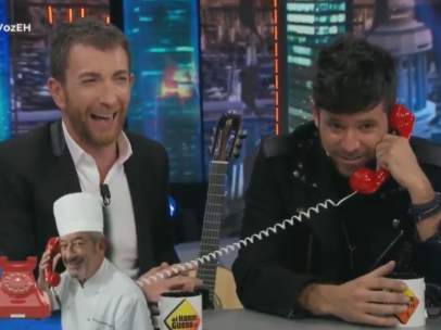 Pablo López, Luis Fonsi y Antonio Orozco, en 'El hormiguero'.