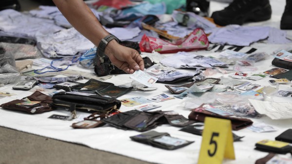 Restos accidente aéreo Indonesia Restos accidente aéreo Indonesia