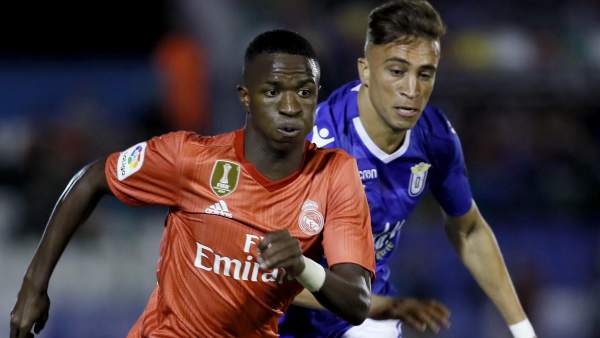 Vinicius ante el Melilla. Vinicius ante el Melilla.