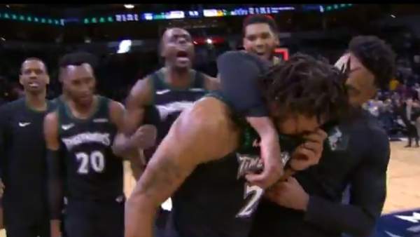 Derrick Rose llorando Derrick Rose llorando