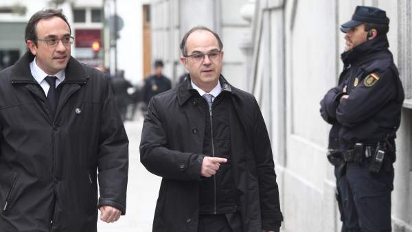 Josep Rull y Jordi Turull llegan al Supremo por la vista del procés Josep Rull y Jordi Turull llegan al Supremo por la vista del procés