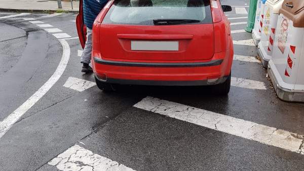 Vehículo interceptado por la Policía Foral. Vehículo interceptado por la Policía Foral.