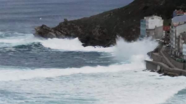 Oleaje este domingo 4 de noviembre en Malpica de Bergantiños Oleaje este domingo 4 de noviembre en Malpica de Bergantiños