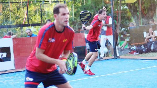 Jugadores españoles de pádel Jugadores españoles de pádel