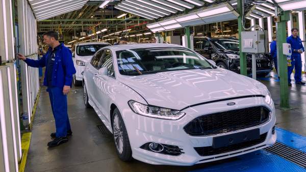 Ford anuncia acomiadaments però no concreta sobre València Ford anuncia acomiadaments però no concreta sobre València