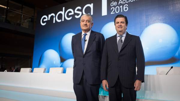 El consejero delegado de Endesa, José Bogas, y el presidente, Borja Prado en una Junta de Accionistas. El consejero delegado de Endesa, José Bogas, y el presidente, Borja Prado en una Junta de Accionistas.