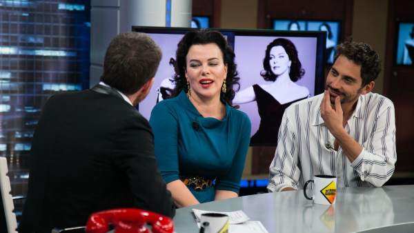 Debi Mazar y Paco León, en 'El hormiguero'. Debi Mazar y Paco León, en 'El hormiguero'.