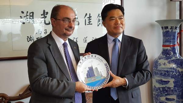 Lambán finaliza hoy su viaje a China Lambán finaliza hoy su viaje a China