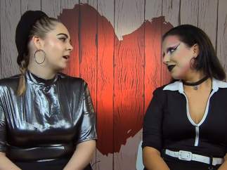 Aurora y Amalia, en 'First Dates'.