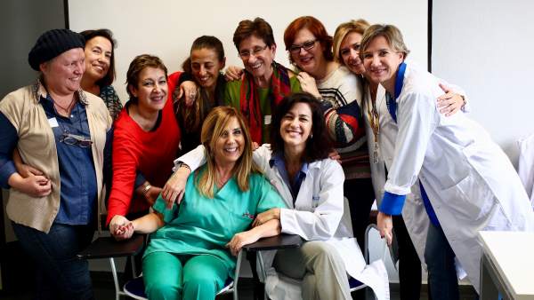 Escuela de pacientes de cáncer de mama Escuela de pacientes de cáncer de mama