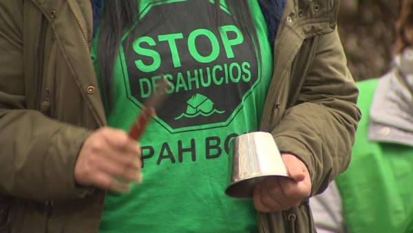 Cacerolada contra la decisión del TS sobre los préstamos hipotecarios Cacerolada contra la decisión del TS sobre los préstamos hipotecarios