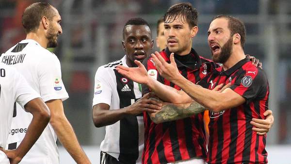 Higuaín ante la Juventus Higuaín ante la Juventus