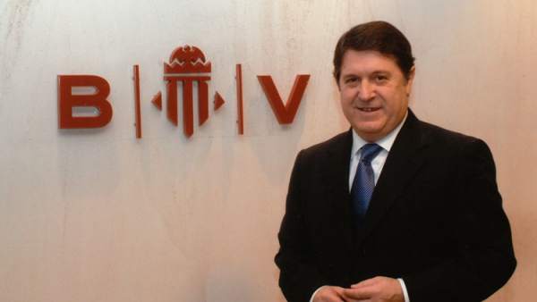 Obrin judici a 48 exdirectius de Bancaixa i Banc de València pel "desfalc" de 750 milions Obrin judici a 48 exdirectius de Bancaixa i Banc de València pel "desfalc" de 750 milions