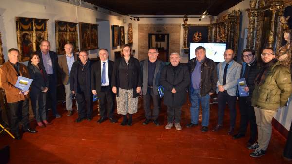 Armisén (c) en la presentación de la ruta Armisén (c) en la presentación de la ruta