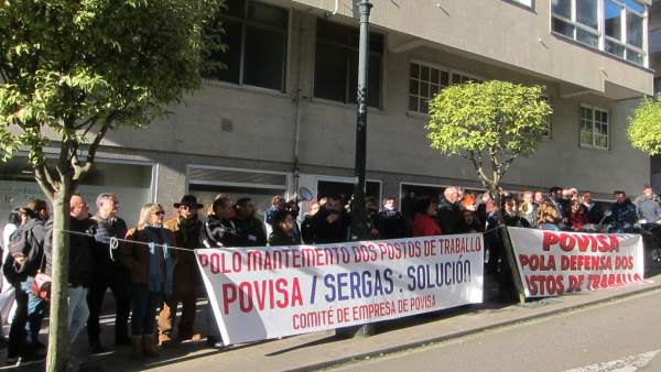 Concentración del comité de empresa de Povisa en el hospital en Vigo. Concentración del comité de empresa de Povisa en el hospital en Vigo.