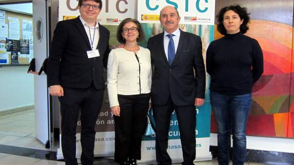 Representantes de Cecale, CSIC e Irnasa en la jornada. Representantes de Cecale, CSIC e Irnasa en la jornada.