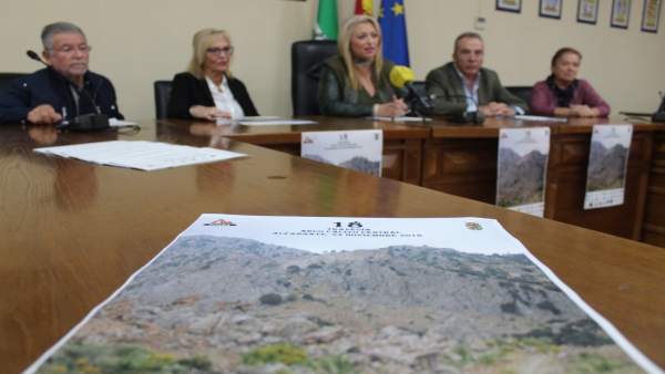 Presentación de la Travesía Arco Calizo Central de Alfarnate Presentación de la Travesía Arco Calizo Central de Alfarnate