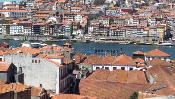 Oporto (Portugal) Oporto (Portugal)