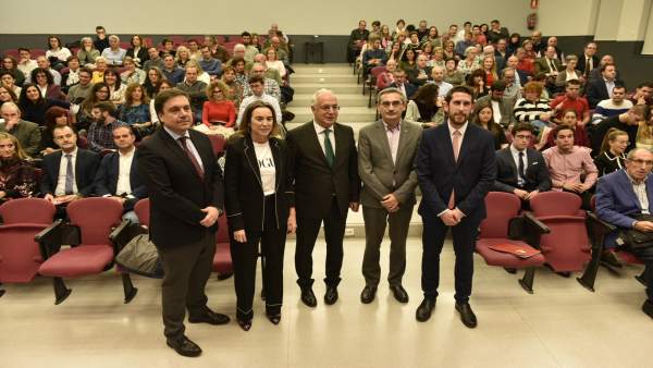 25 Aniversario Cjo Estudiantes UR 25 Aniversario Cjo Estudiantes UR