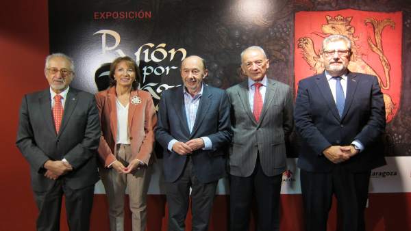 Rubalcaba ha impartido esta tarde una conferencia sobre química y política Rubalcaba ha impartido esta tarde una conferencia sobre química y política