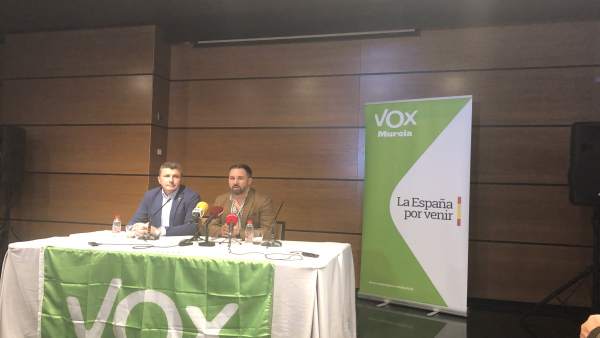 Santiago Abascal (VOX) rueda de prensa Murcia Santiago Abascal (VOX) rueda de prensa Murcia