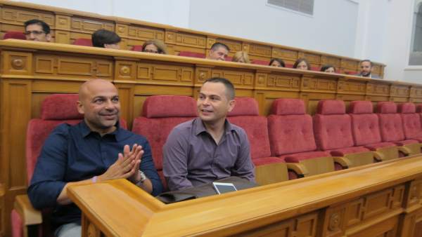 Molina y Llorente diputados de Podemos Molina y Llorente diputados de Podemos