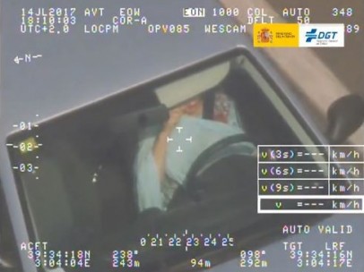 conductora infracción DGT