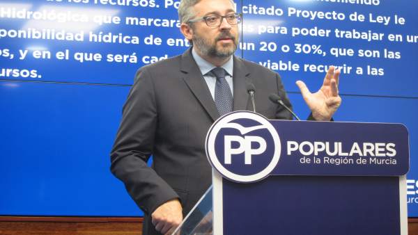 El portvaoz del PP en la Asamblea, Víctor Martínez El portvaoz del PP en la Asamblea, Víctor Martínez