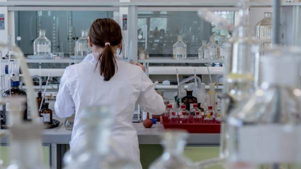 Investigadora de la UGR Investigadora de la UGR