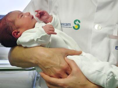 Nacimiento de un bebé en el Hospital de Guadalajara