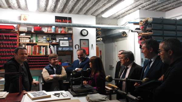 José Luis Ábalos visita el Espacio Rompemoldes José Luis Ábalos visita el Espacio Rompemoldes