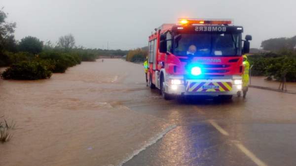 Lluvias, bomberos Lluvias, bomberos