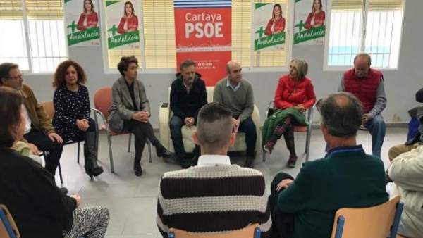 El candidato socialista José Fiscal, en El Rompido (Huelva) El candidato socialista José Fiscal, en El Rompido (Huelva)