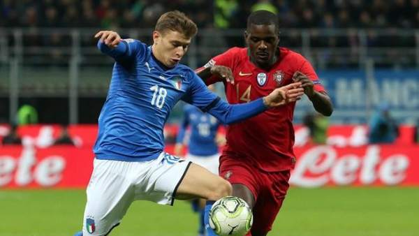 William Carvalho (Portugal) y Nicolo Barella (Italia). William Carvalho (Portugal) y Nicolo Barella (Italia).