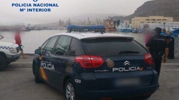 Coche patrulla de la Policía Nacional Coche patrulla de la Policía Nacional