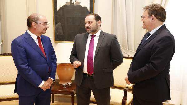 Reunión con el Ministro de Fomento y el Presidente de la Comunidad Valenciana. Reunión con el Ministro de Fomento y el Presidente de la Comunidad Valenciana.