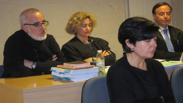 Alfonso Basterra y Rosario Porto, durante el juicio por la muerte de Asunta Alfonso Basterra y Rosario Porto, durante el juicio por la muerte de Asunta