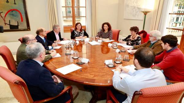 Reunión entre el Govern y el Cercle d'Economia Reunión entre el Govern y el Cercle d'Economia
