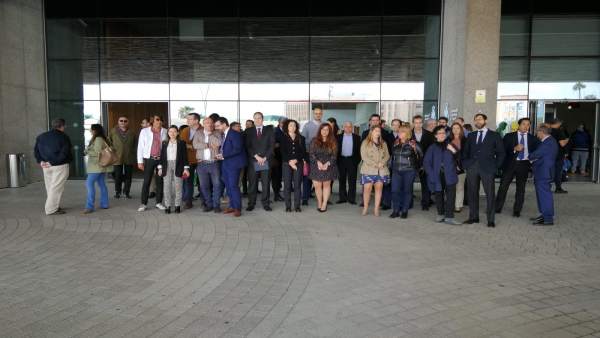 Jueces que han secundado la huelga en la Ciudad de la Justicia de Las Palmas Jueces que han secundado la huelga en la Ciudad de la Justicia de Las Palmas