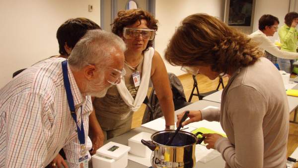 Curso de Cristalografía en Jerez Curso de Cristalografía en Jerez