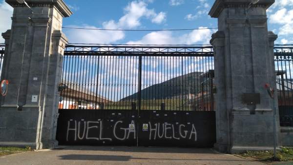 Huelga en El Dueso Huelga en El Dueso