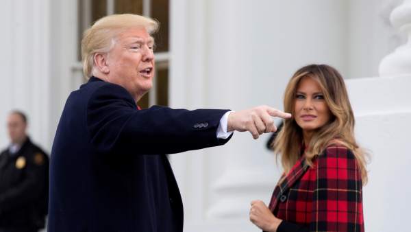 Donald Trump y su esposa Melania Donald Trump y su esposa Melania