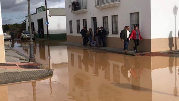 Visita a los efectos de las lluvias en La Redondela (Huelva) Visita a los efectos de las lluvias en La Redondela (Huelva)